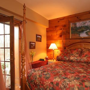 Standard King Suite